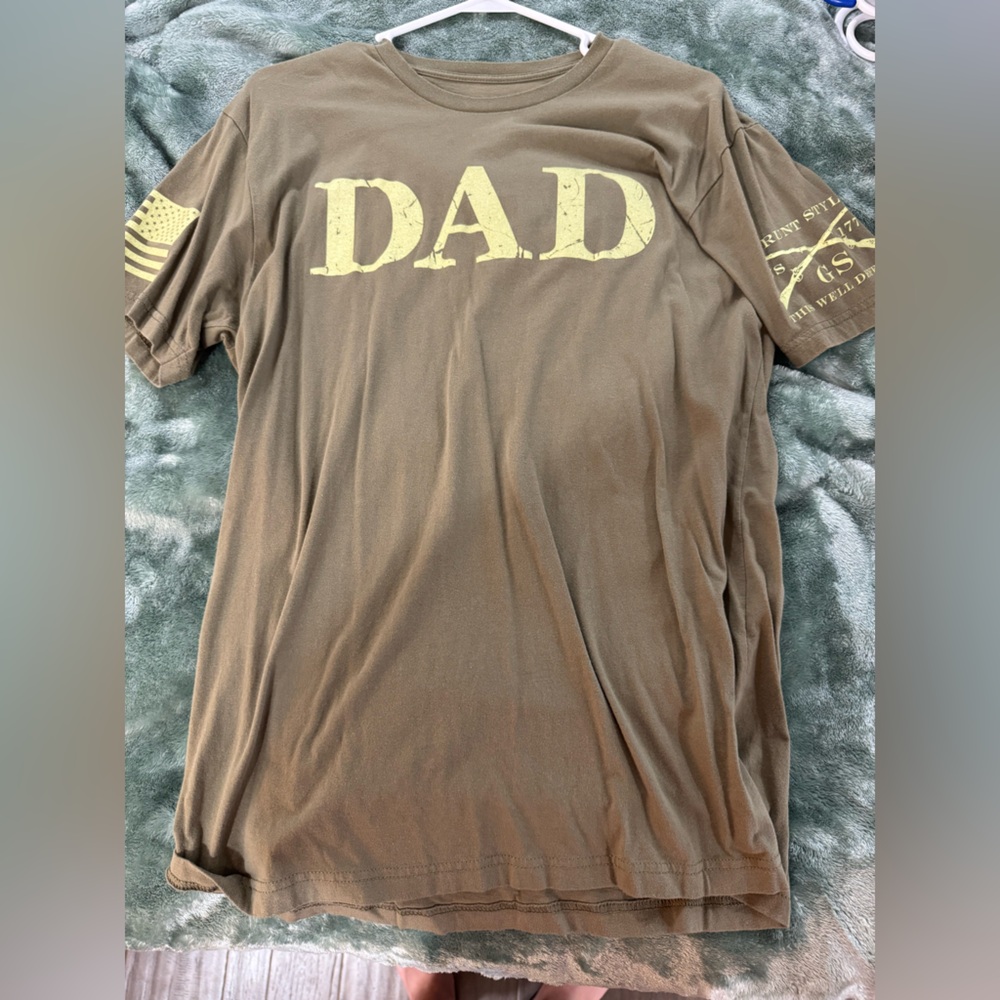 Grunt Style Olive 'DAD' Short Sleeve Tee